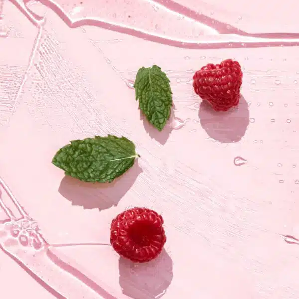 شاورژل لایه بردار تمشک و نعنا لاونیچر اوریفلیم